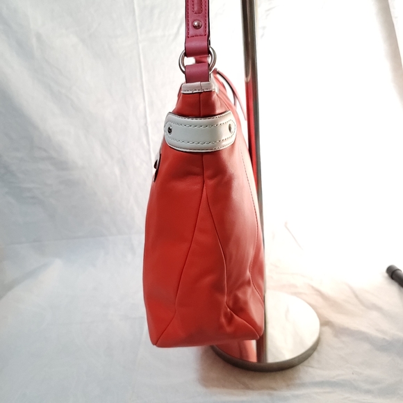 Coach Smooth Leather color block Shoulder Bag - Picture 6 of 11